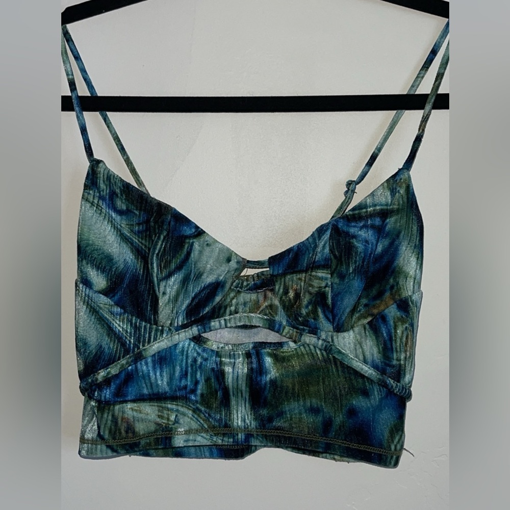 Urban outfitters crop top